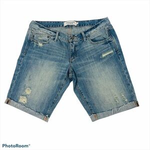 ABERCROMBIE & FITCH Women’s Blue Jean Sz 4 Distressed
